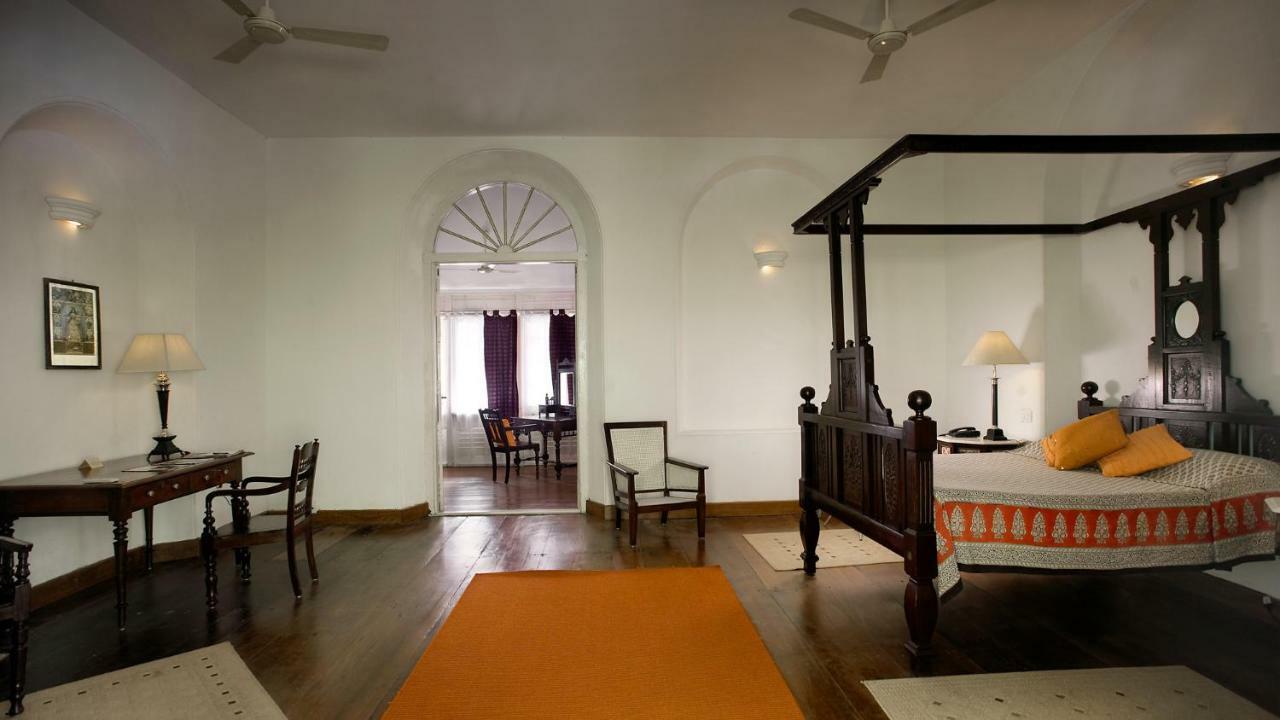 Neemrana'S- Tower House Hotel Kochi Exterior photo