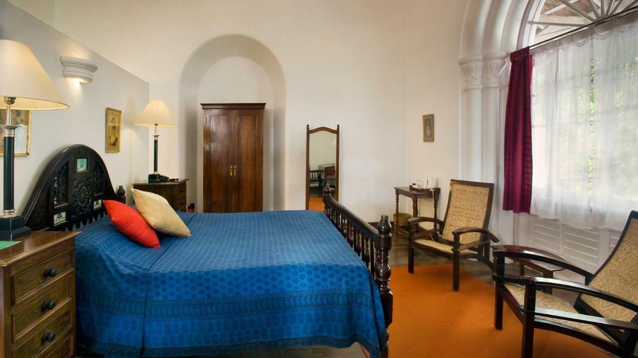 Neemrana'S- Tower House Hotel Kochi Exterior photo