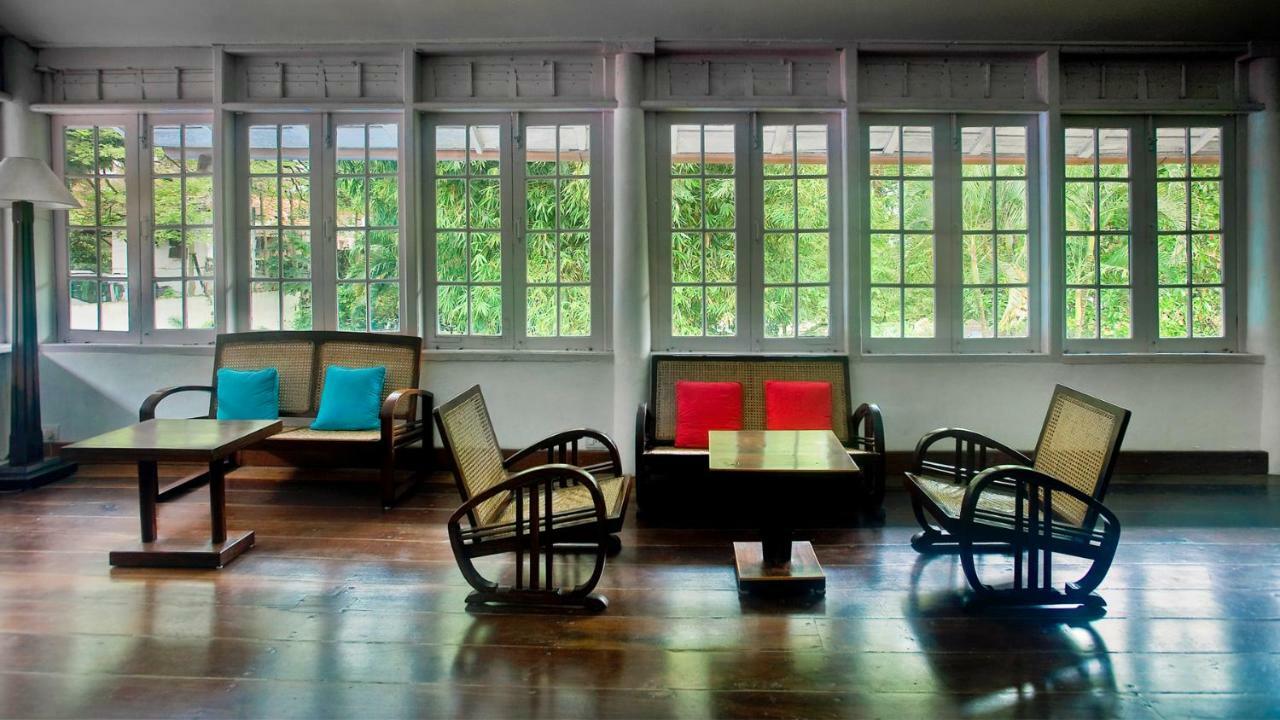 Neemrana'S- Tower House Hotel Kochi Exterior photo